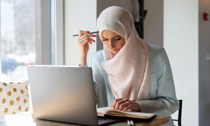 Islamic Finance: Principles of Halal Earning and Spending - Featured Image